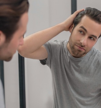 Trattamenti naturali per il cuoio capelluto sensibile: proteggi e ripara la cuticola del capello